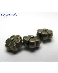 60 ANTIQUE BRASS TONE Base Metal 7mm Flower Beads #416